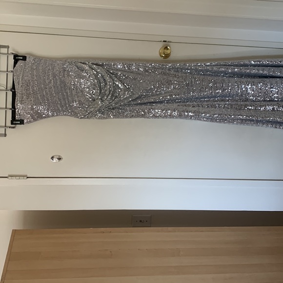 Portia & Scarlett dress - Picture 4 of 7